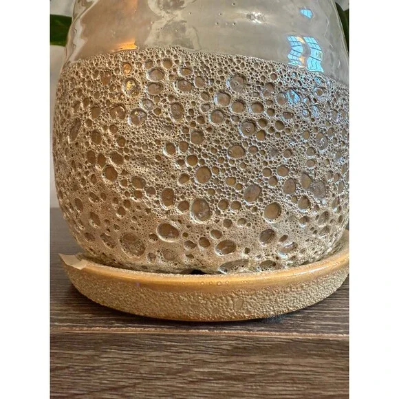 Textured Ceramic Planter with Saucer - Picture 3 of 10